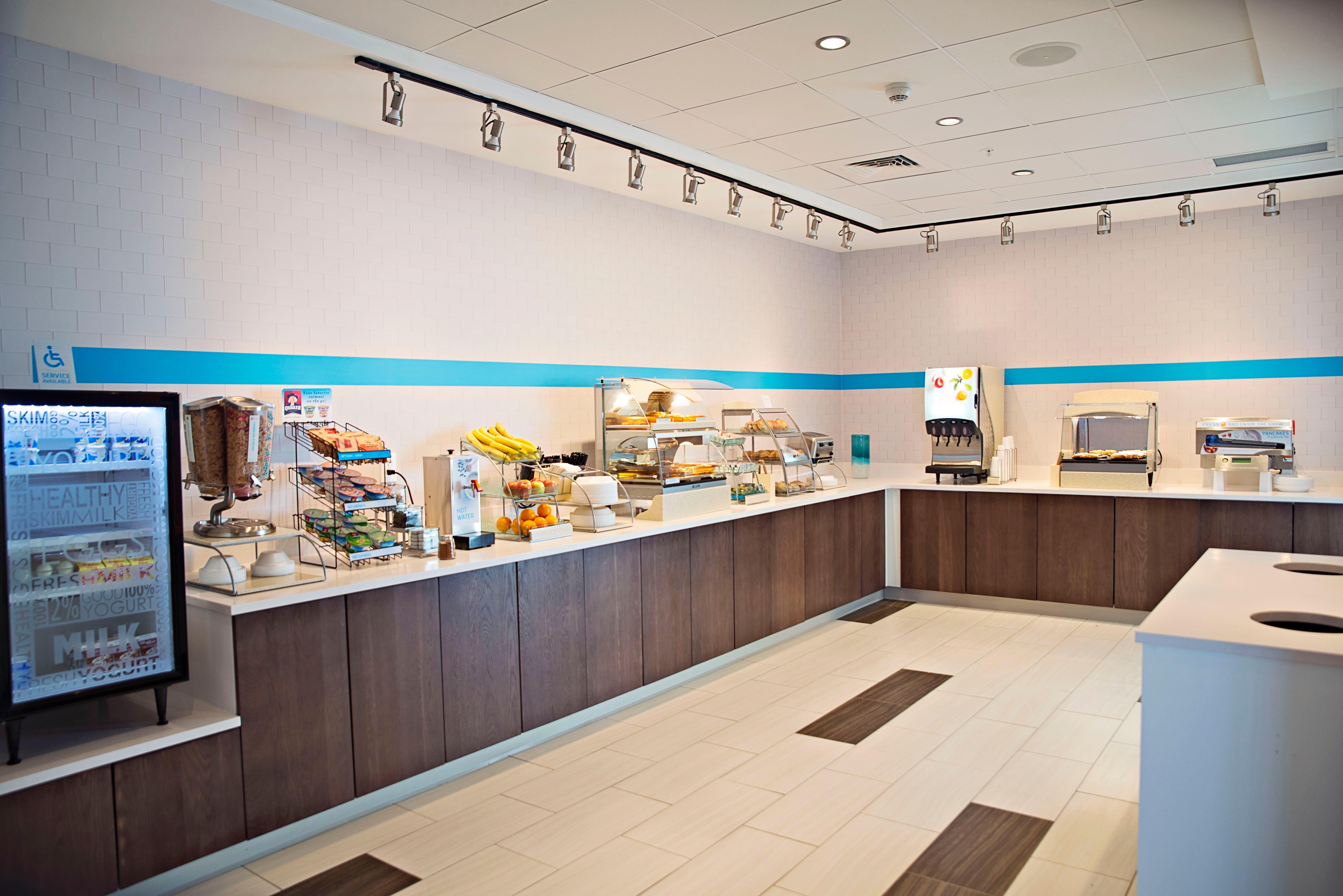 Holiday Inn Express & Suites - Rantoul By Ihg Eksteriør billede