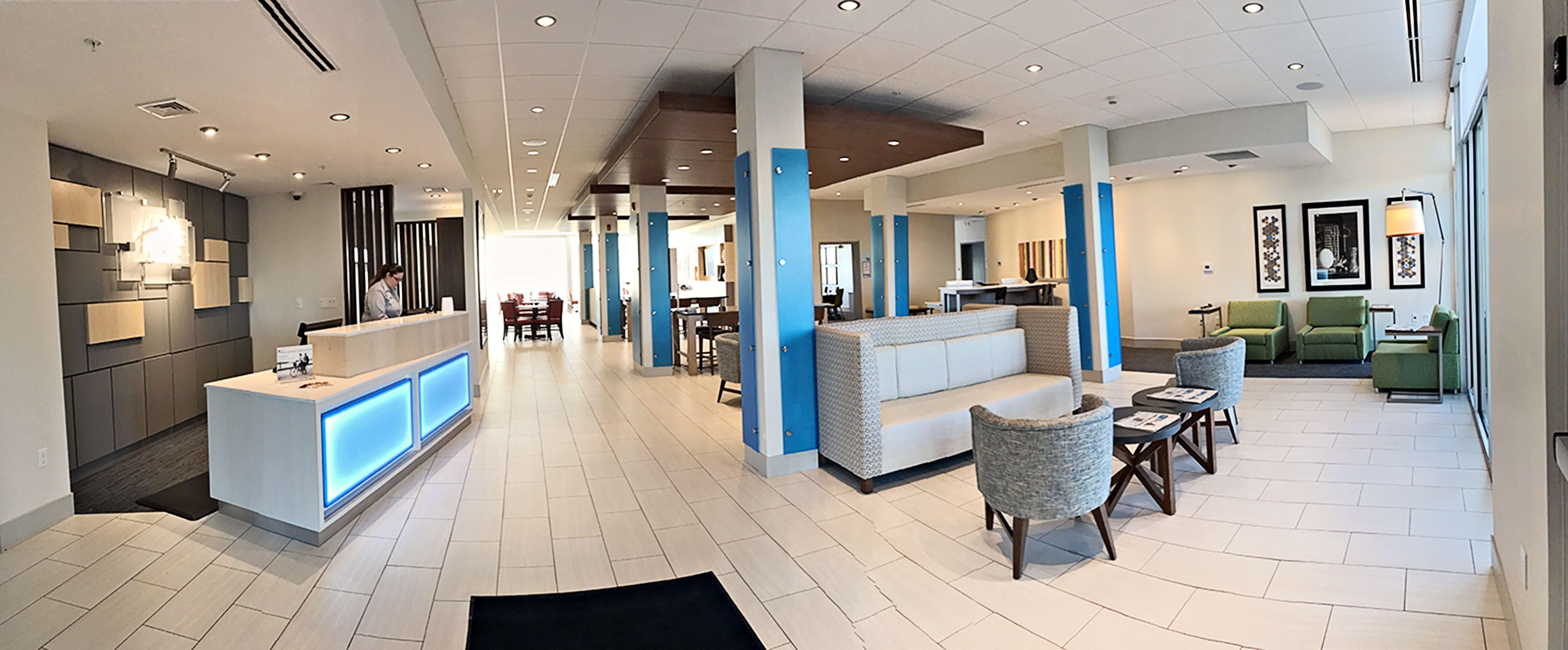 Holiday Inn Express & Suites - Rantoul By Ihg Eksteriør billede