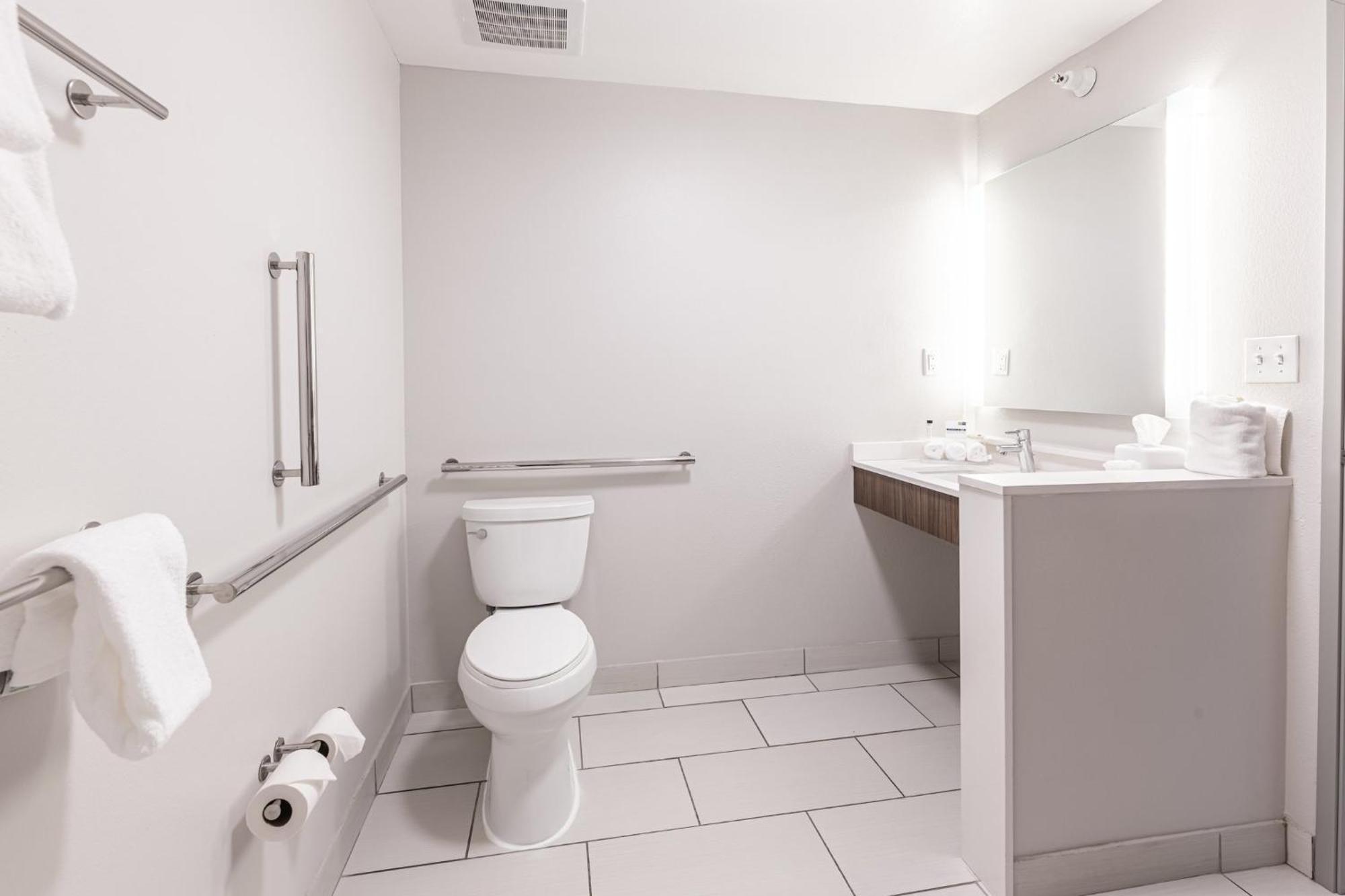 Holiday Inn Express & Suites - Rantoul By Ihg Eksteriør billede